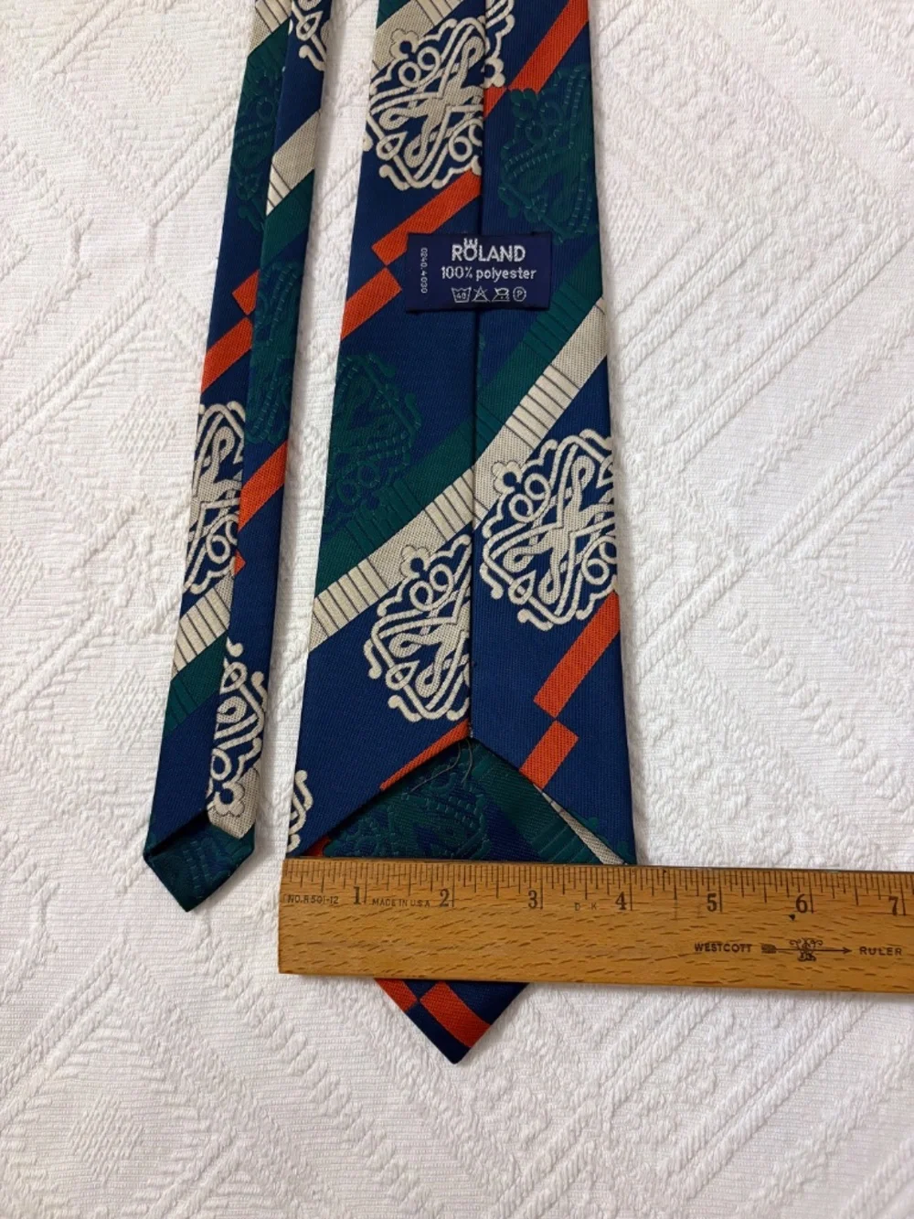 Vintage Roland 1970s Wide Disco Tie Geometric Medallion Blue Green Red 4”